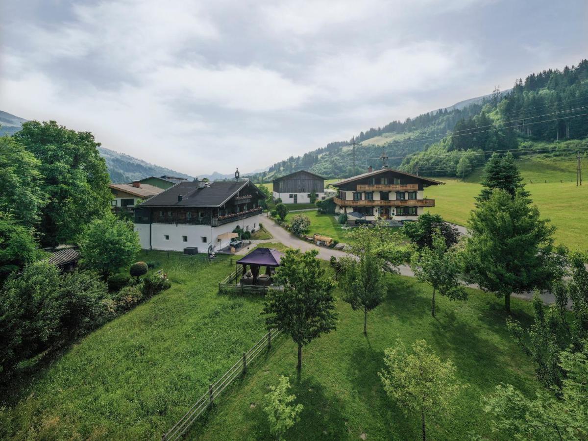 Ferienwohnung 4 Taxenbach Exteriör bild